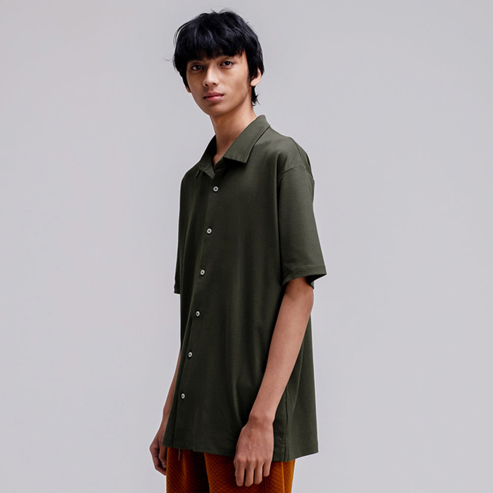 Greenlight Kemeja Pria Oversize Basic Pendek 230223