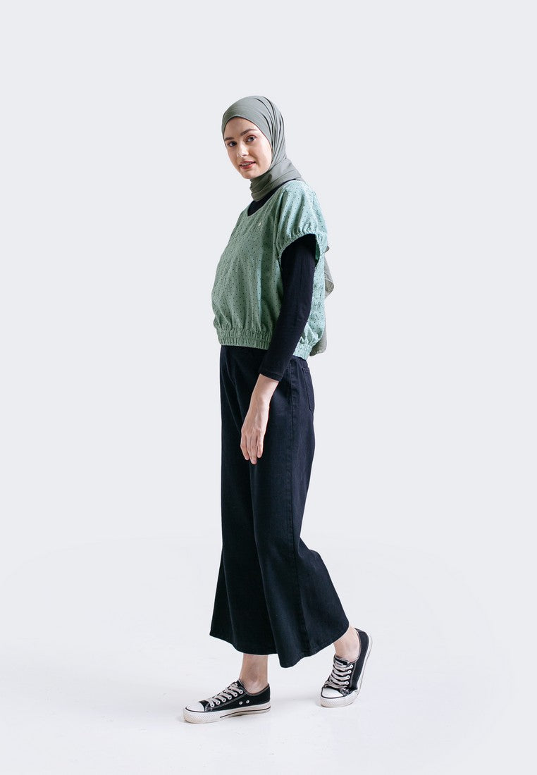 Greenlight Blus Crop Wanita 011022